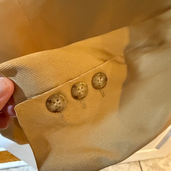 Chic Gold 100% Silk Women's Blazer Old Money - Picture 6 of 8